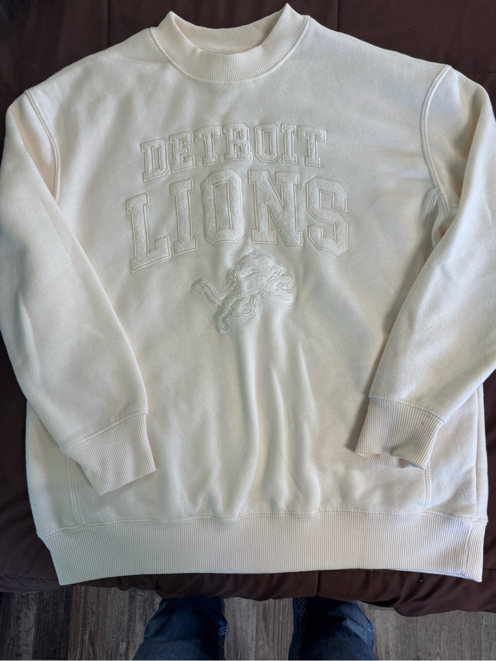 NFL White Detroit Lions Embroidered Crewneck Sweatshirt